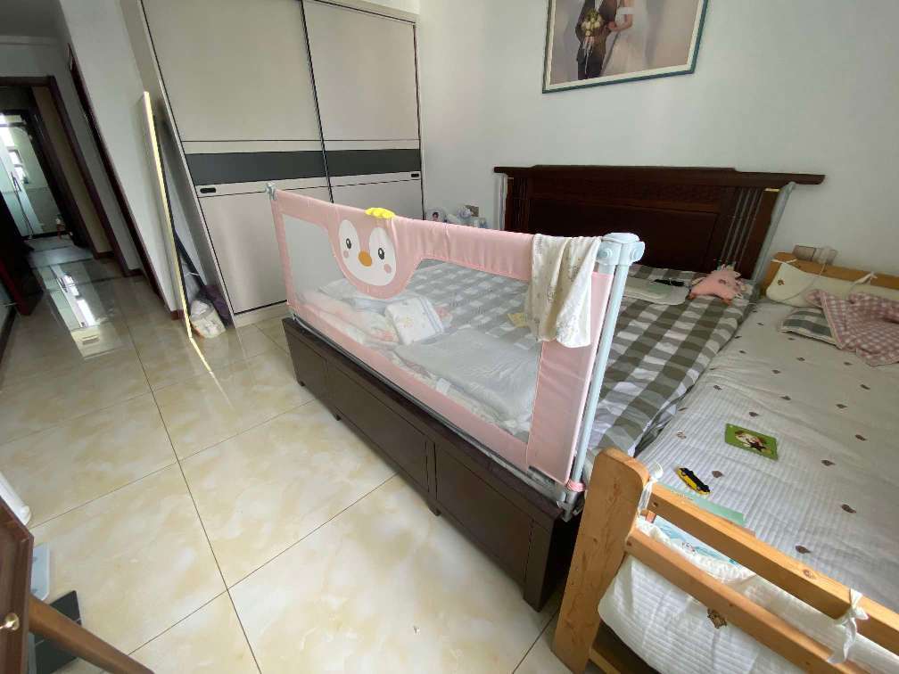 華泰國際豪園16樓精裝171平3室85萬帶車位地下室部分家具家電