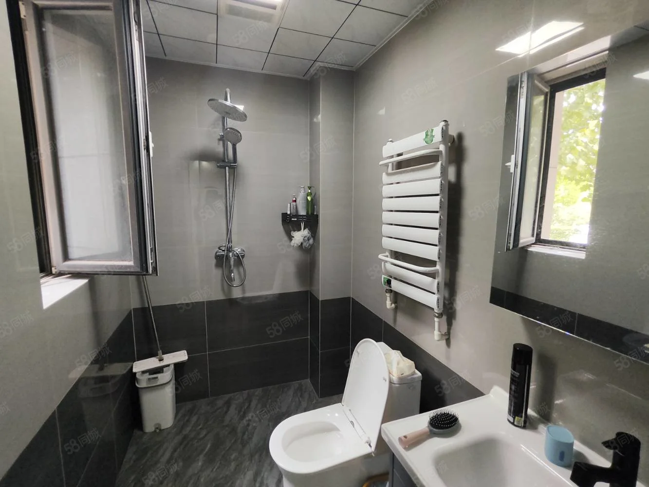 秋月華庭精裝大三居！141平帶車位！莒州路學區房