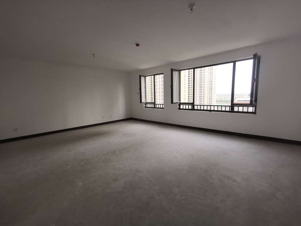 推薦！理想之城玉蘭花園9樓188平帶車位4室146萬南北通透