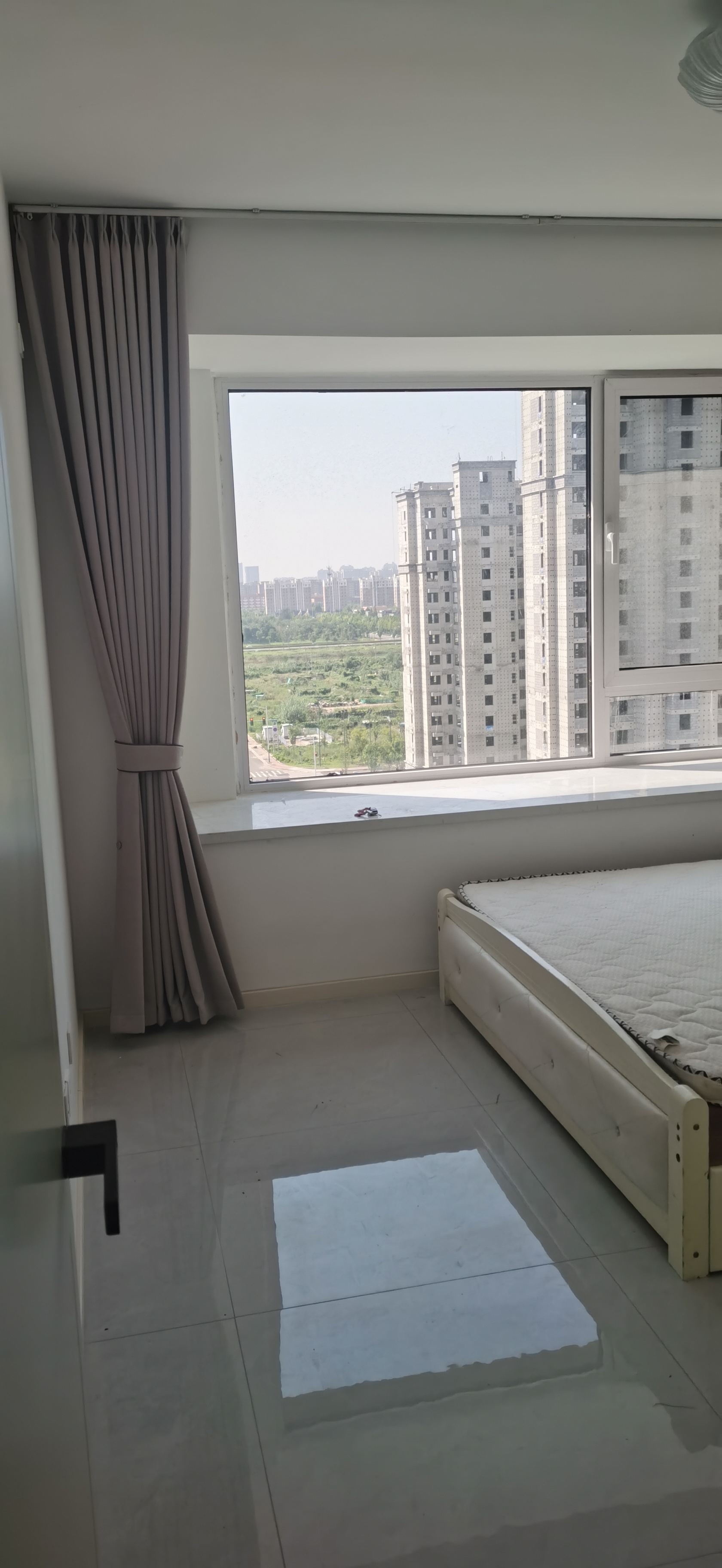 出租油田一中行知陪讀房 鑫都 國子甲第2室2廳1衛81平米住宅