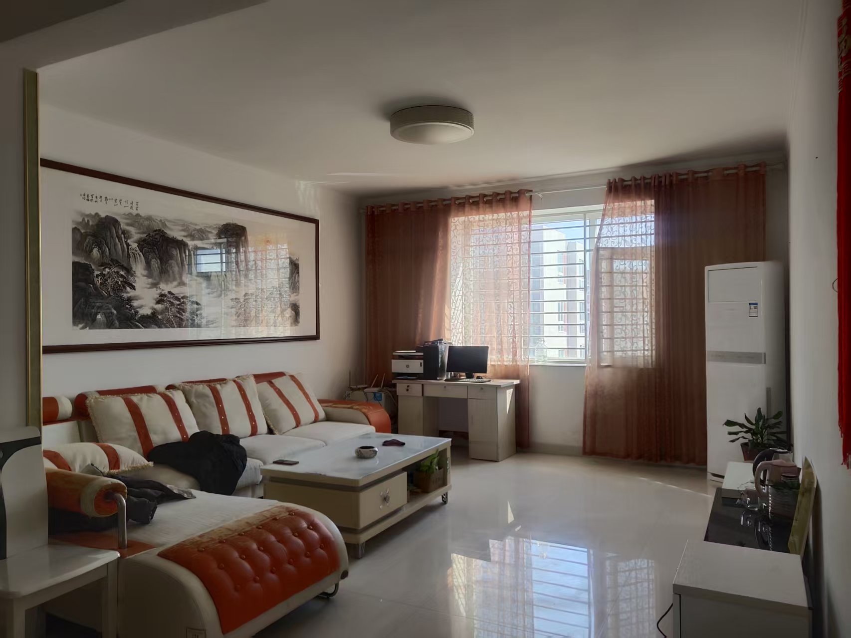 出售眾成 新居華府3室2廳1衛126平米59萬住宅