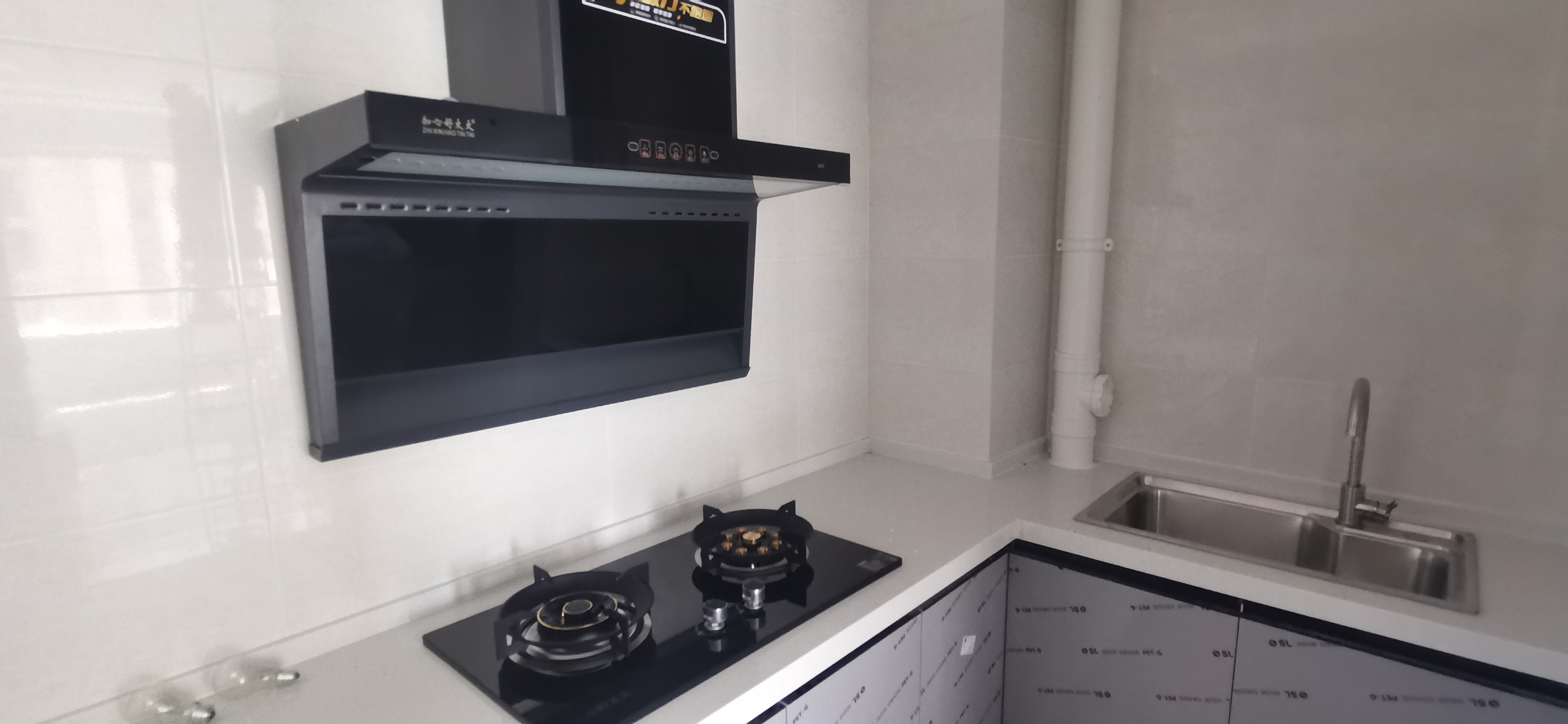 出租油田一中行知陪讀房 鑫都 國子甲第2室2廳1衛81平米住宅